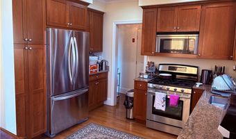 1180 Narragansett Blvd B3, Cranston, RI 02905
