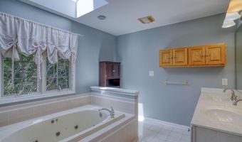 176 CARDINAL HILLS Pkwy, Dover, DE 19904