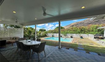 5872 Haleola St, Honolulu, HI 96821