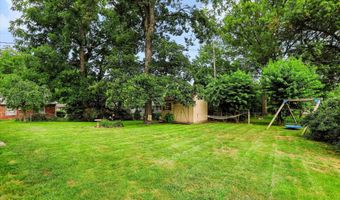 2812 Greenbriar Rd, Anderson, IN 46011