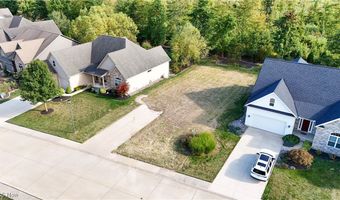 335 Copper Crk, Amherst, OH 44001