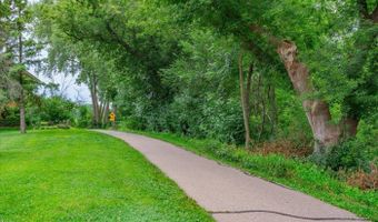 6405 Bridge Rd 201, Madison, WI 53713