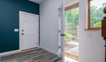 395 Hillwinds Rd, Brattleboro, VT 05301