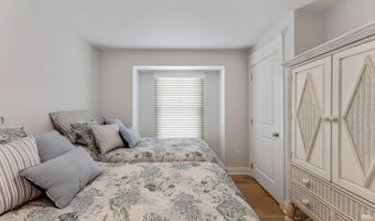 253 35th St, Avalon, NJ 08202