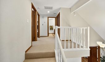 500 Pompadour Dr, Ashland, OR 97520