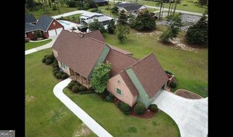 220 Lakeshore Dr, Alma, GA 31510