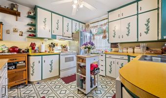 512 W 3rd St, Anaconda, MT 59711