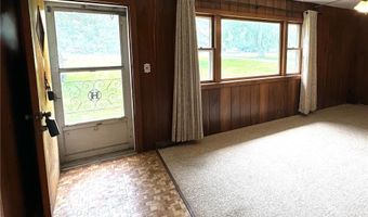 58454 220th St, Austin, MN 55933