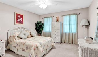 16 MULLIGAN Dr, Reading, PA 19606