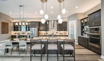 5373 WOLF CREEK Dr, Apollo Beach, FL 33572