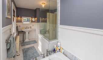 18 Bayside Dr, Belfast, ME 04915