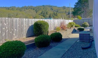 98609 CAMELLIA Dr, Brookings, OR 97415