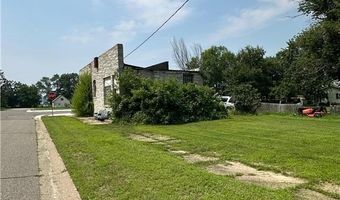201 Front St N, Backus, MN 56435