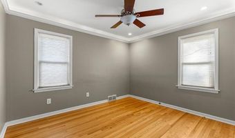 9299 Becker Ave, Allen Park, MI 48101