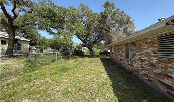 206 W Lott Ave, Aransas Pass, TX 78336