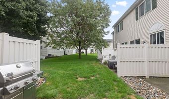 15548 Flyboat Ln, Apple Valley, MN 55124