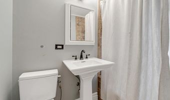 232 W Park St, Albion, NY 14411
