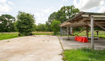 1402 W 12th St, Alma, GA 31510