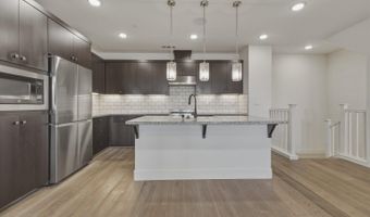 2737 5th St, Alameda, CA 94501