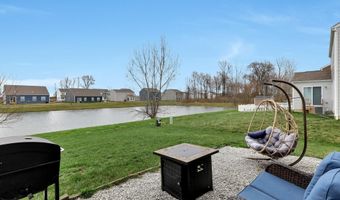 39 Thoreau Dr, Ashville, OH 43103