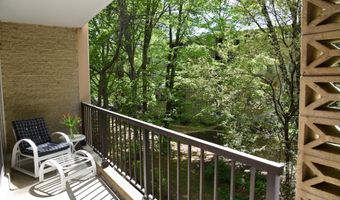 4360 IVYMOUNT Ct 32, Annandale, VA 22003