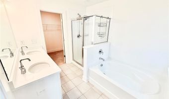 34 Auburn Woods Dr, Auburn, GA 30011