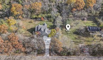 2374 Newport Rd, Ann Arbor, MI 48103