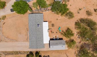 370 E Silverwood Ln, Benson, AZ 85602
