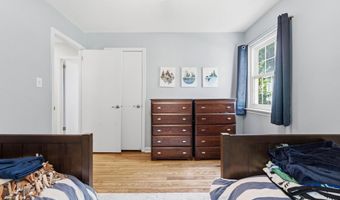 6812 LAMP POST Ln, Alexandria, VA 22306