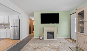 3486 Albrecht Ave, Akron, OH 44312