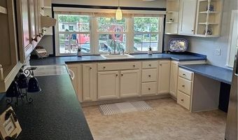 41 Park Ln, Coventry, RI 02816