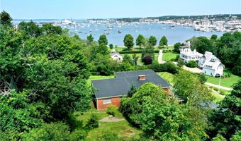 3 Harbor View Dr, Newport, RI 02840