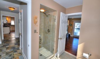 19 Centerboard Dr, Bayville, NJ 08721