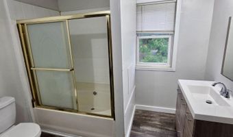 1927 15th Ave, Altoona, PA 16601