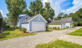 318 Cockle Ln, Beaufort, SC 29906
