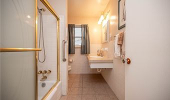 1774 Laurie Dr, Austintown, OH 44511