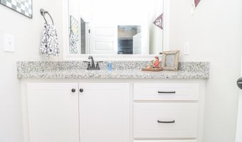 102 Eastwood Dr, Brandon, MS 39042