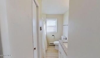 35 Parkwood St Apt 2, Albany, NY 12208