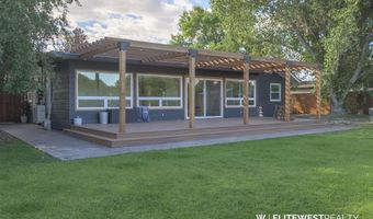 2513 Newton Ave, Cody, WY 82414