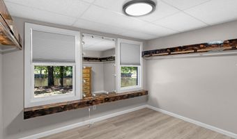 967 Five Points Rd, Barnesville, GA 30204