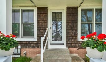 14 Barnsdale Rd, East Providence, RI 02914