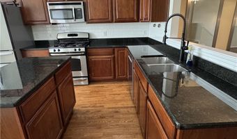 393 Caleb Dr, Akron, OH 44321