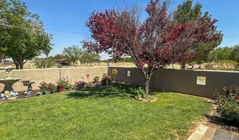 808 E Chapman Rd, Carlsbad, NM 88220