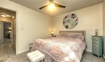 41 Chatham Ln, Bristol, CT 06010