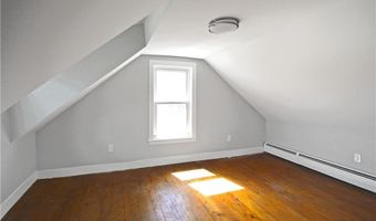 153 Mt Hope Ave, Bristol, RI 02809