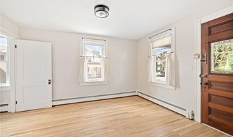 130 W Main St, North Kingstown, RI 02852
