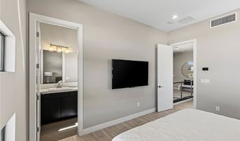 1 Garden Shadow Ln, Las Vegas, NV 89135
