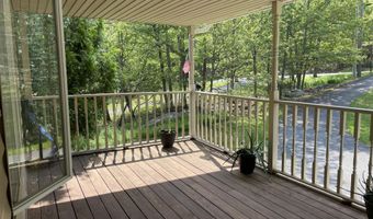 175 Circle Dr, Albrightsville, PA 18210