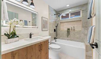 1049 Uluopihi Loop, Kailua, HI 96734