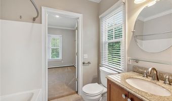 21 Bonnet View Dr, Jamestown, RI 02835